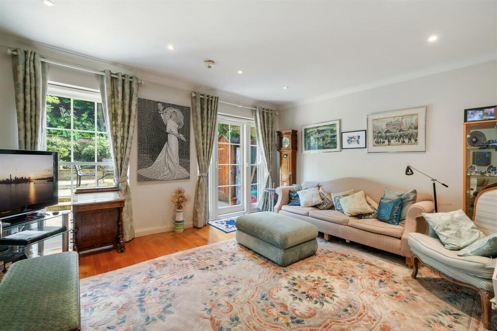 Naesby Close-No Watermark-6.jpg