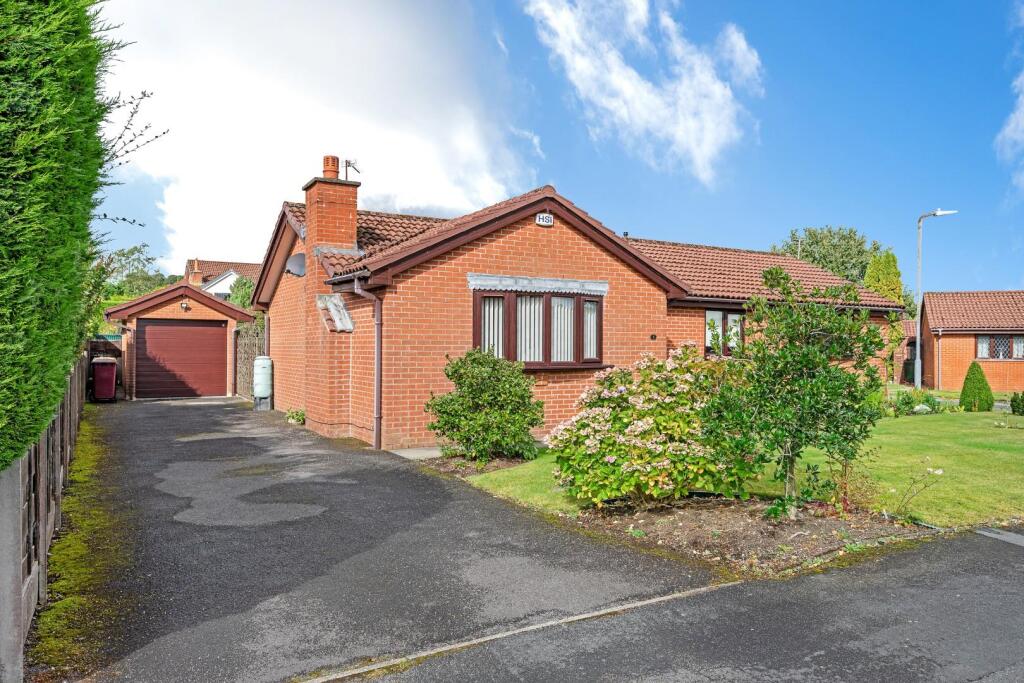 1 Chelwood Close External-10.jpg