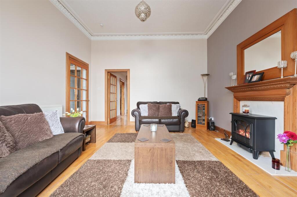 21 Main Street 012.JPG