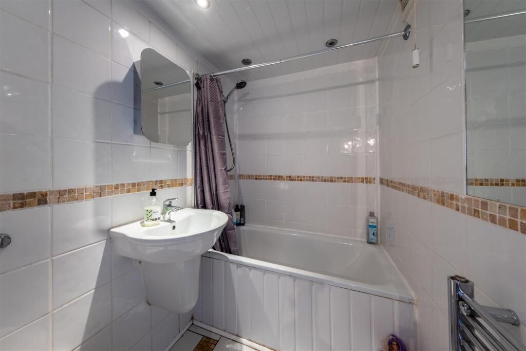 Academy Cottage-014.jpg