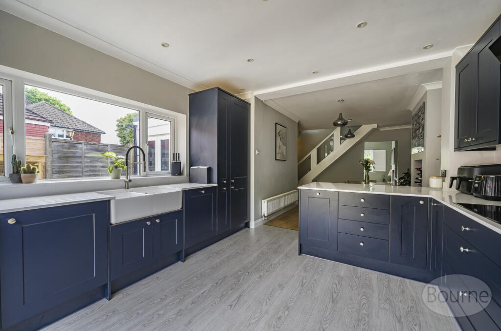 2ffe7dae-cd33-491...