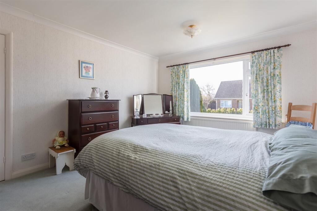 Northway 5 Bedroom 1-2.jpg