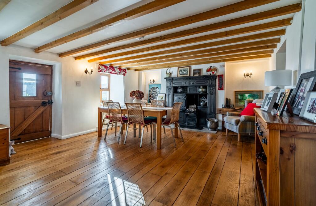 Open Plan Dining Room / Reception Hall
