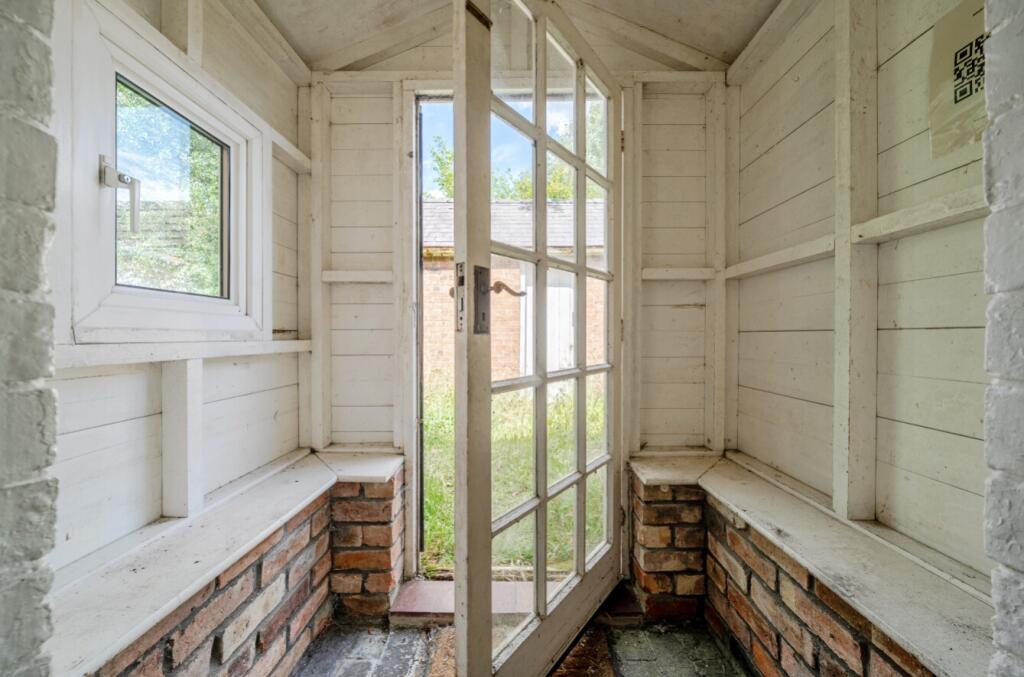 1317727-16-68669a040259d