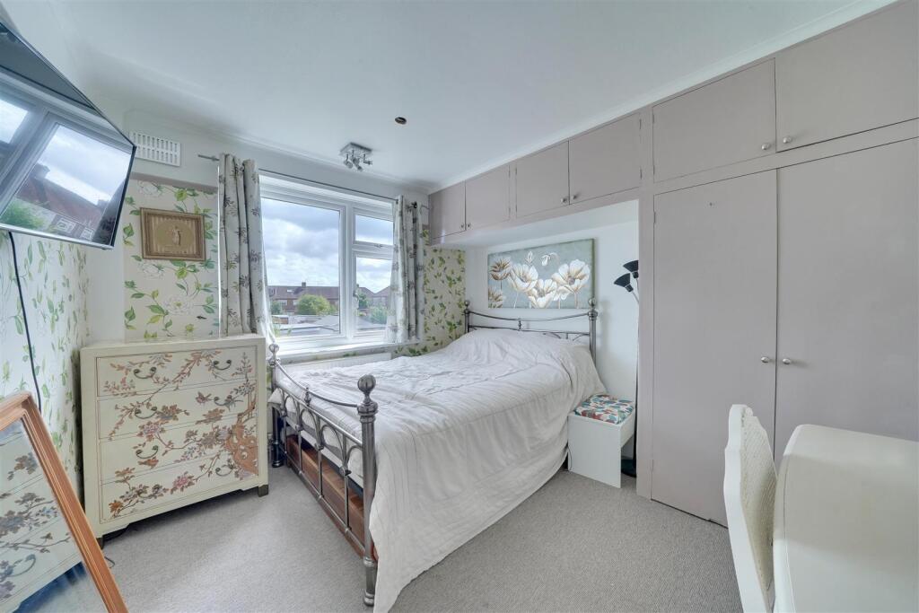 DSC04249-DSC04253_LAPTOP-4UHEM8PN_Aug-27-195940-20