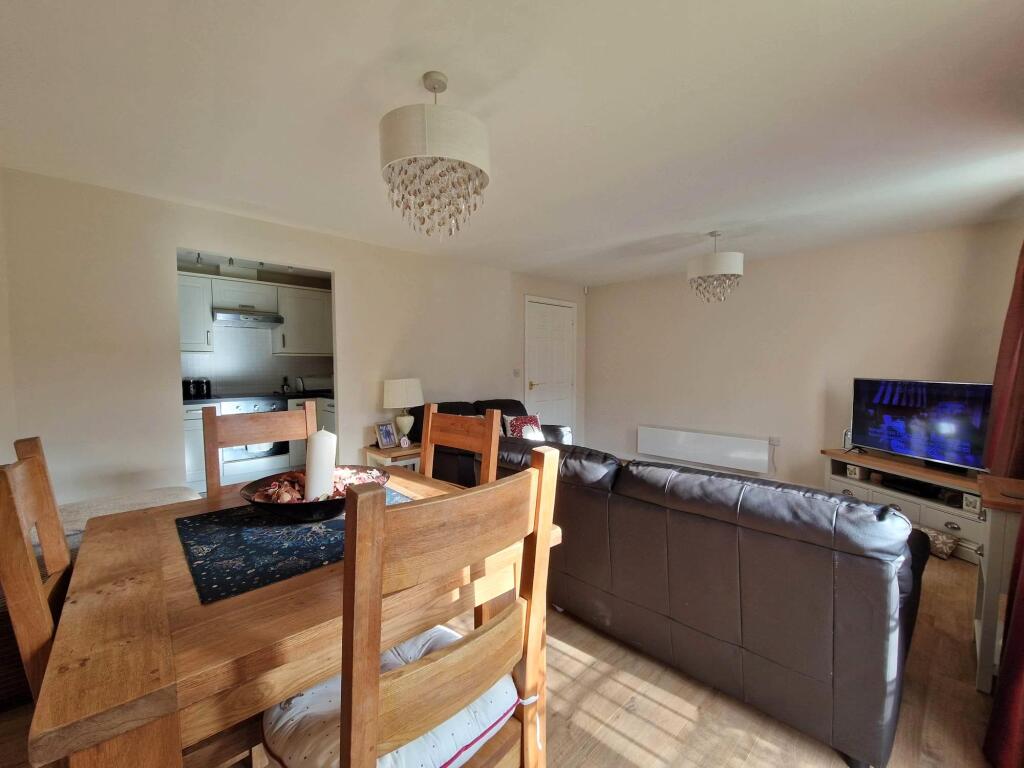 Dining area/Lounge