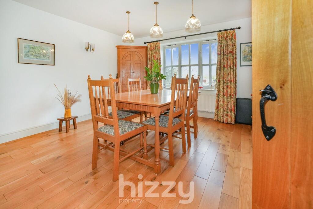Living/Dining Room