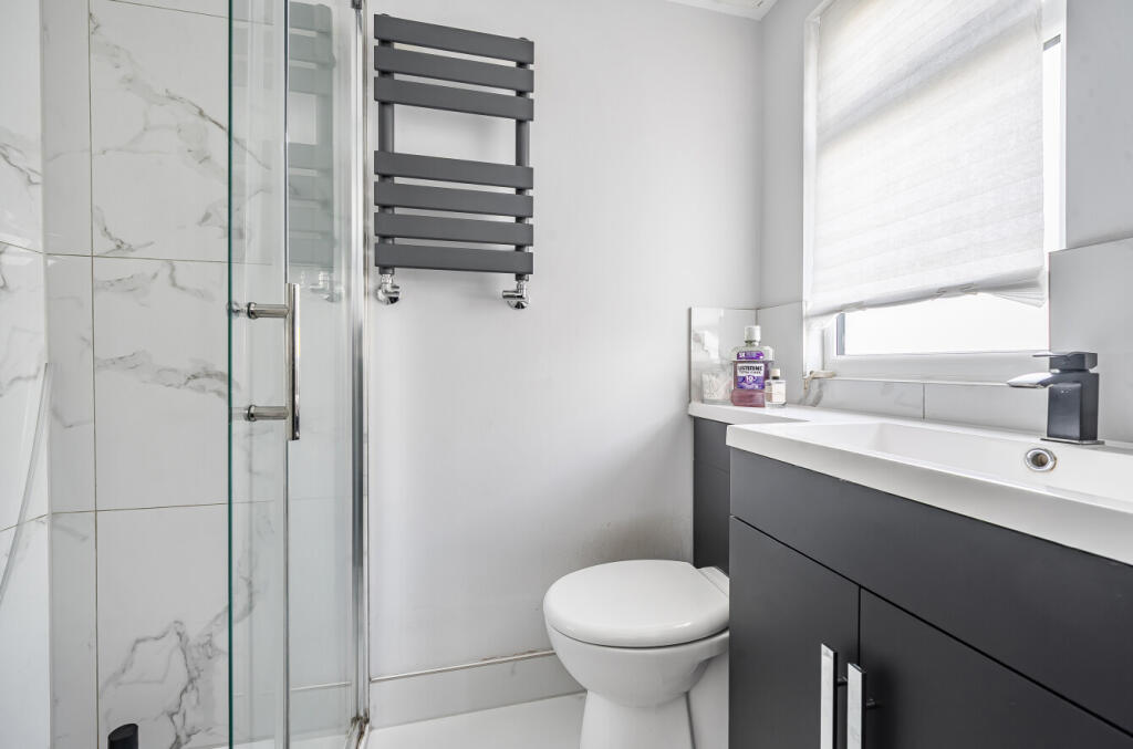 1356153-16-68d3ef...