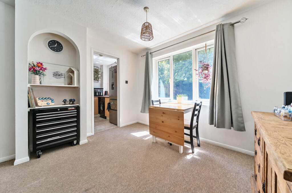 1310385-9-685955f...