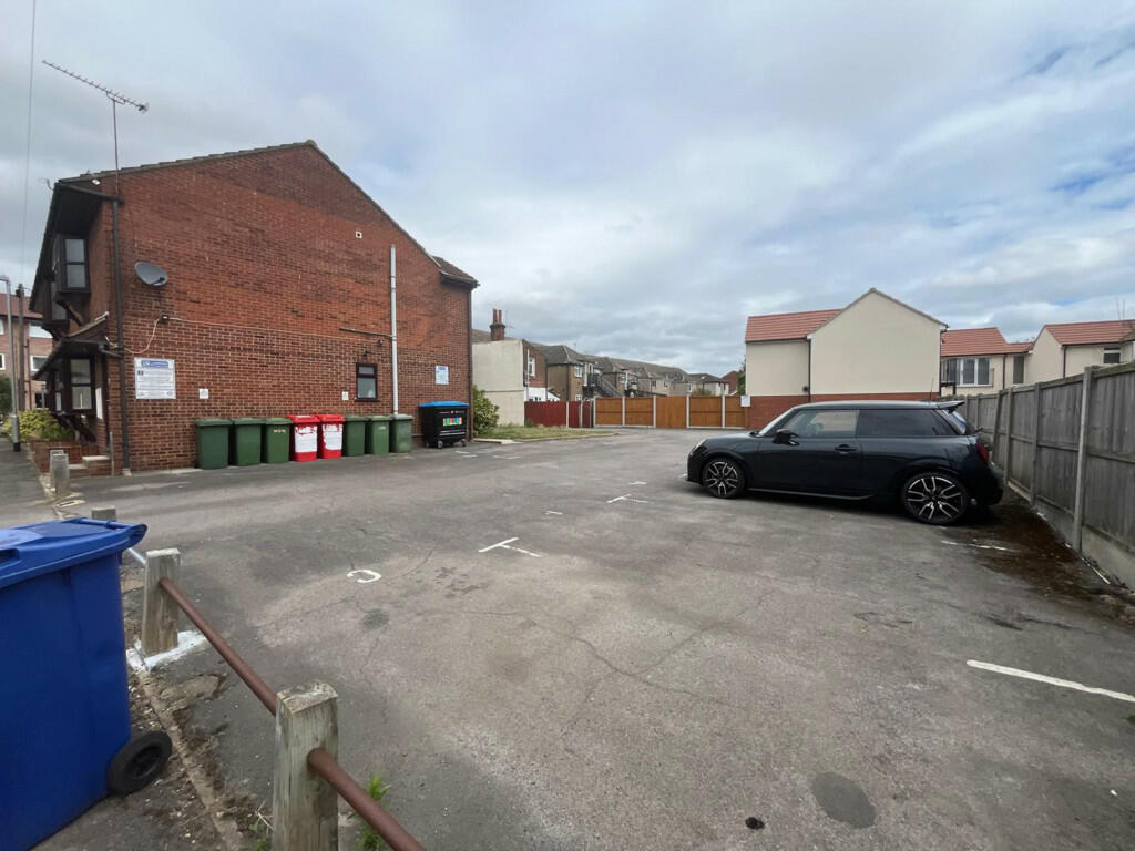 IMG-20240806-WA00...