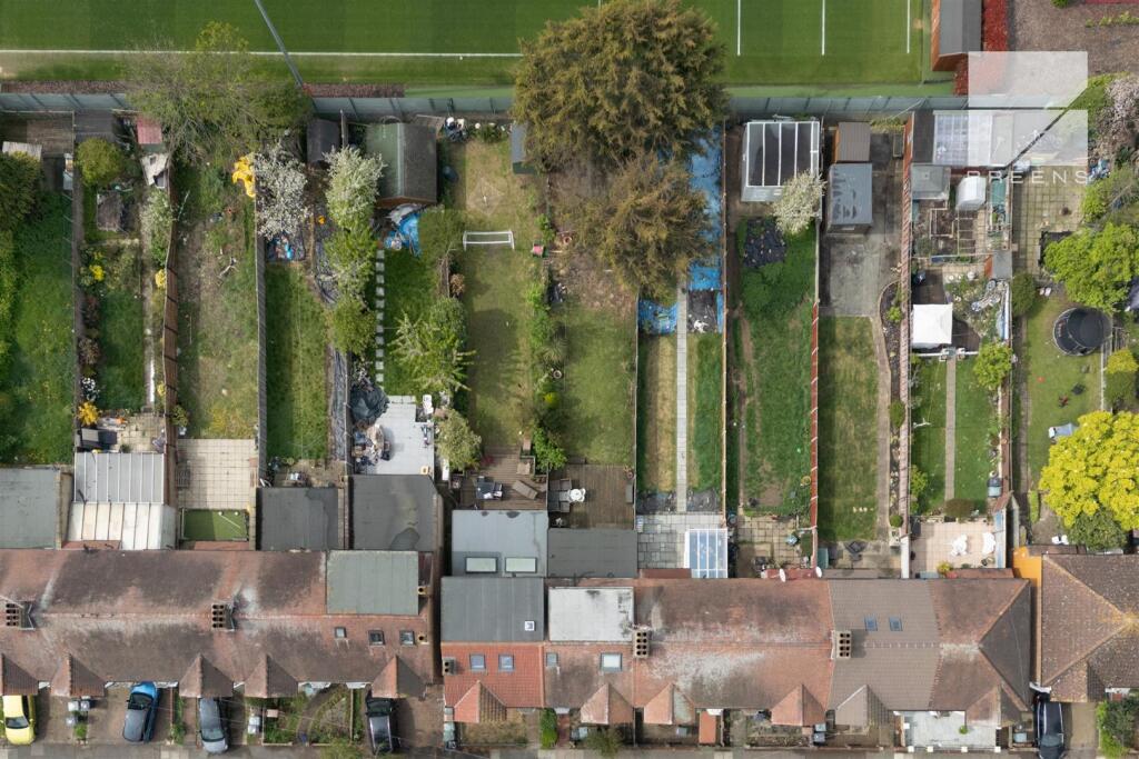 27 Wadham Avenue_0010.jpg
