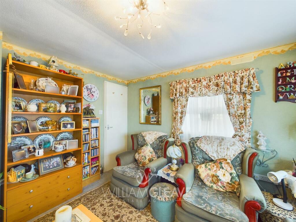 CAM01392G0-PR0094-ST