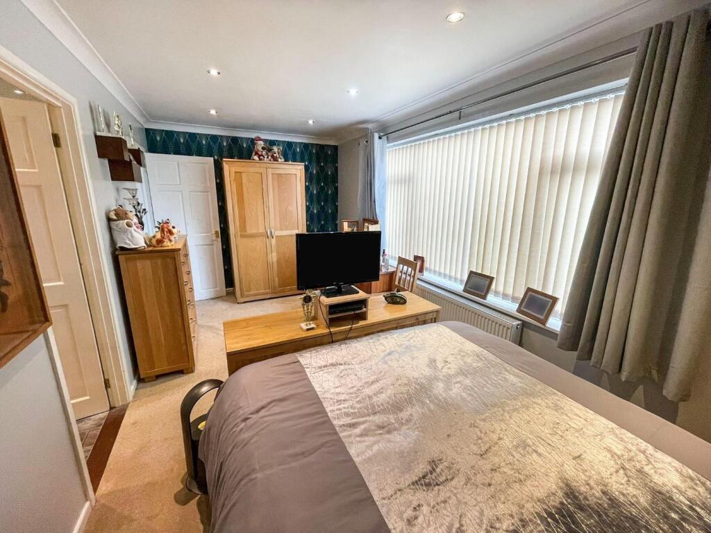 tlc_5b42750a-6acb-48bb-bdda-795dd8f85d91_883962c.j