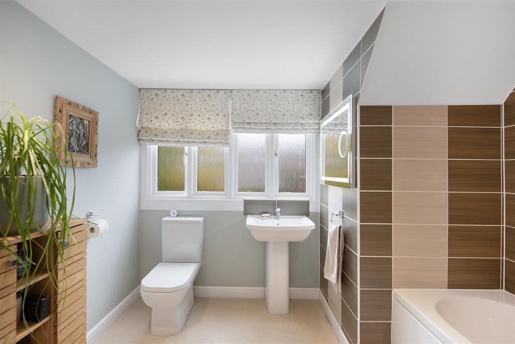 3 Haven Close ph35.jpg