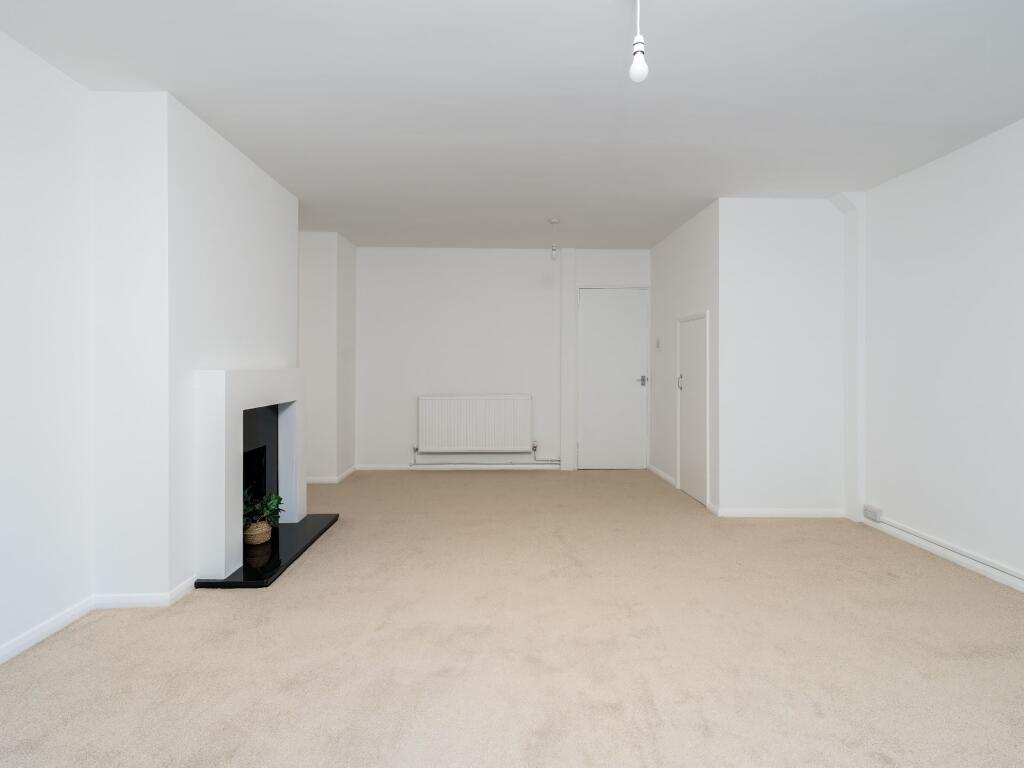 Living Room (view c)