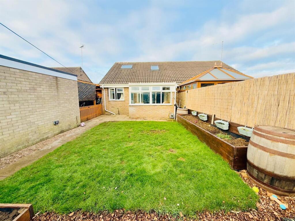 WhatsApp Image 2025-01-14 at 16.09.05 (8).jpeg