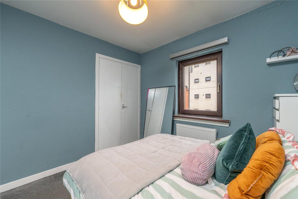 Bedroom 1 Alt