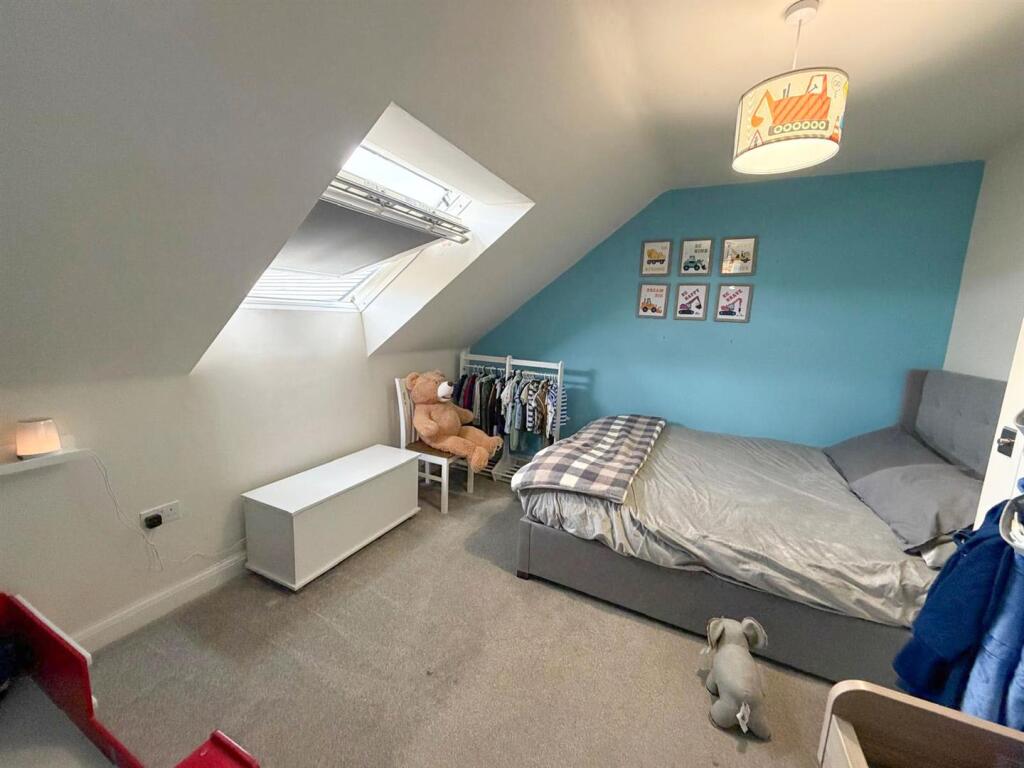 3 bed semi-detached house, Silsden  14