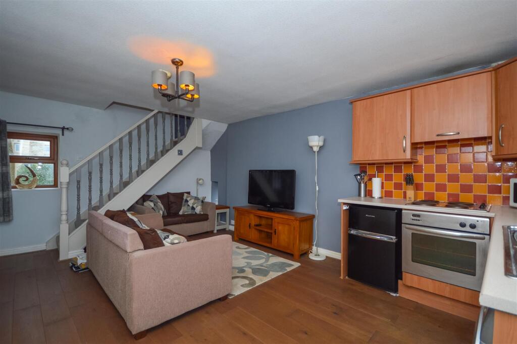LIVING DINING KITCHEN
