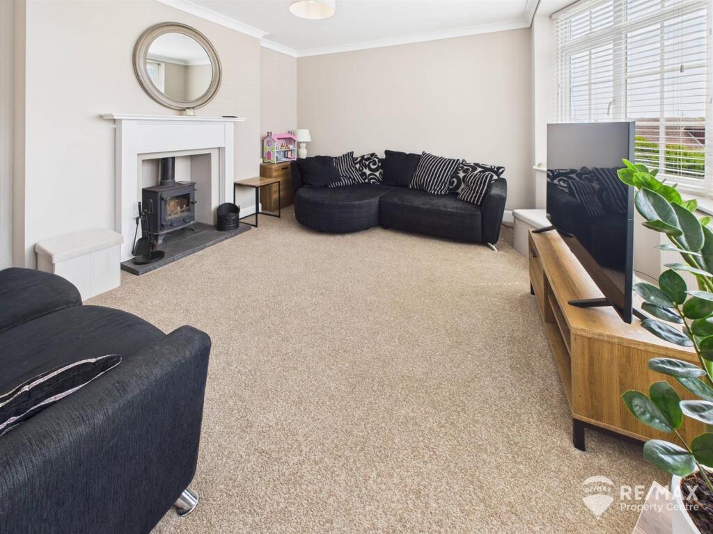 CAM02842G0-PR0225-STILL009.jpg