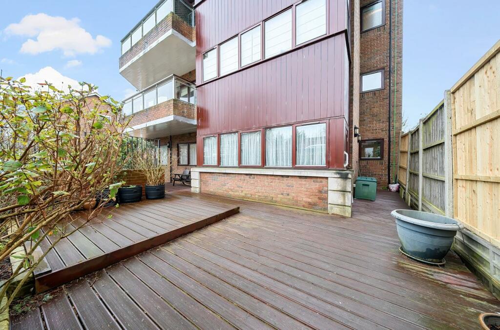 Davidson Frost-Wellins, DFW, London Road, Stanmore