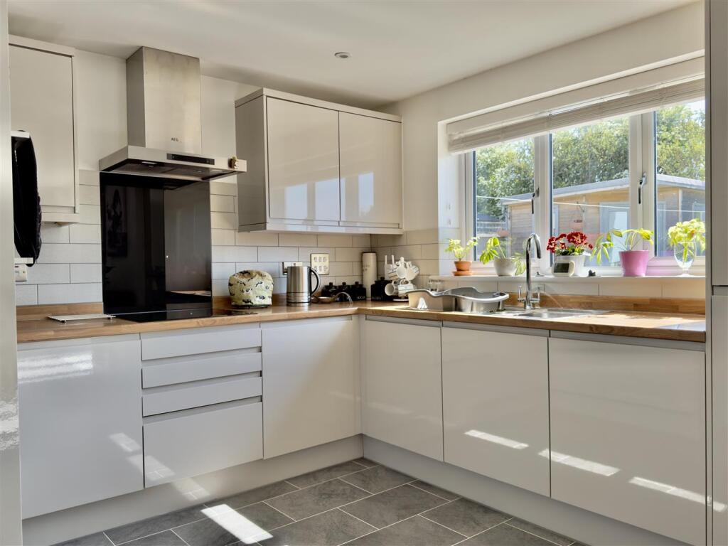 Kitchen.jpeg