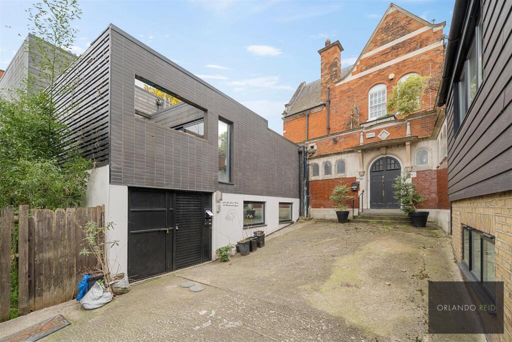 Flat 4, 559 Wandsworth Road SW8 3JD-12.jpg