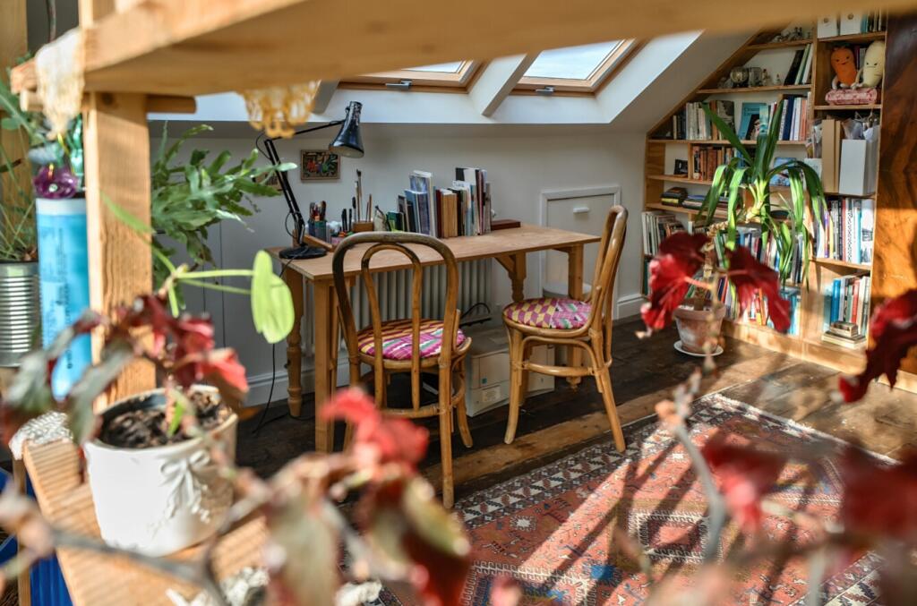 68052d262a8f5-l-1269589 (19)