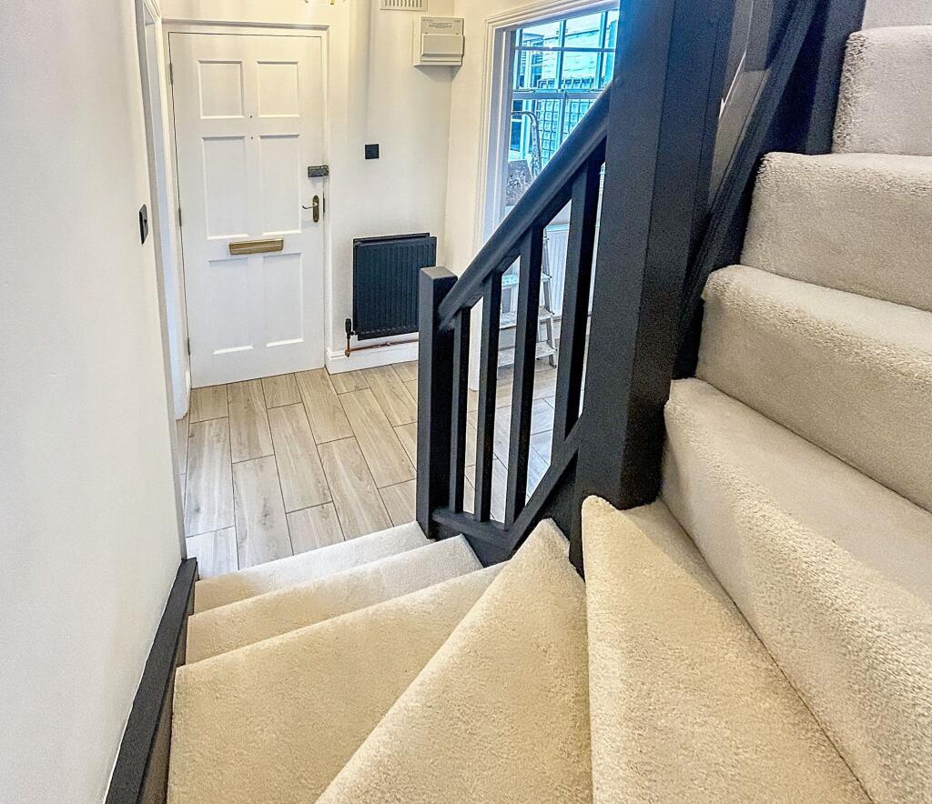 Entrance Hallway/Stairs