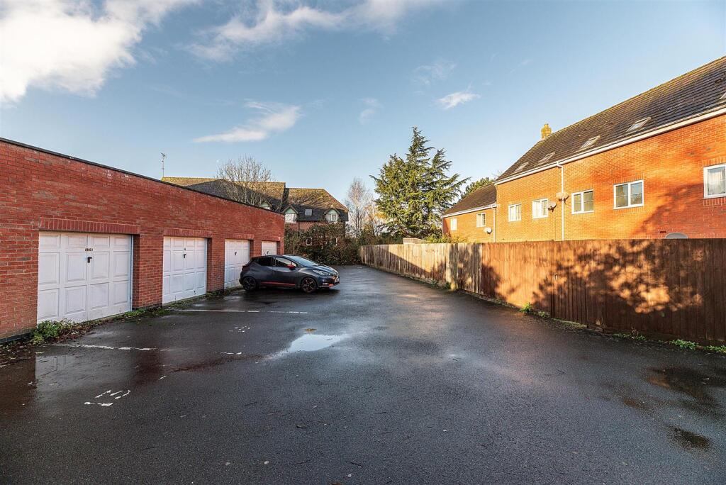 14 Hollands Way, Kegworth  (5 of 5).jpg