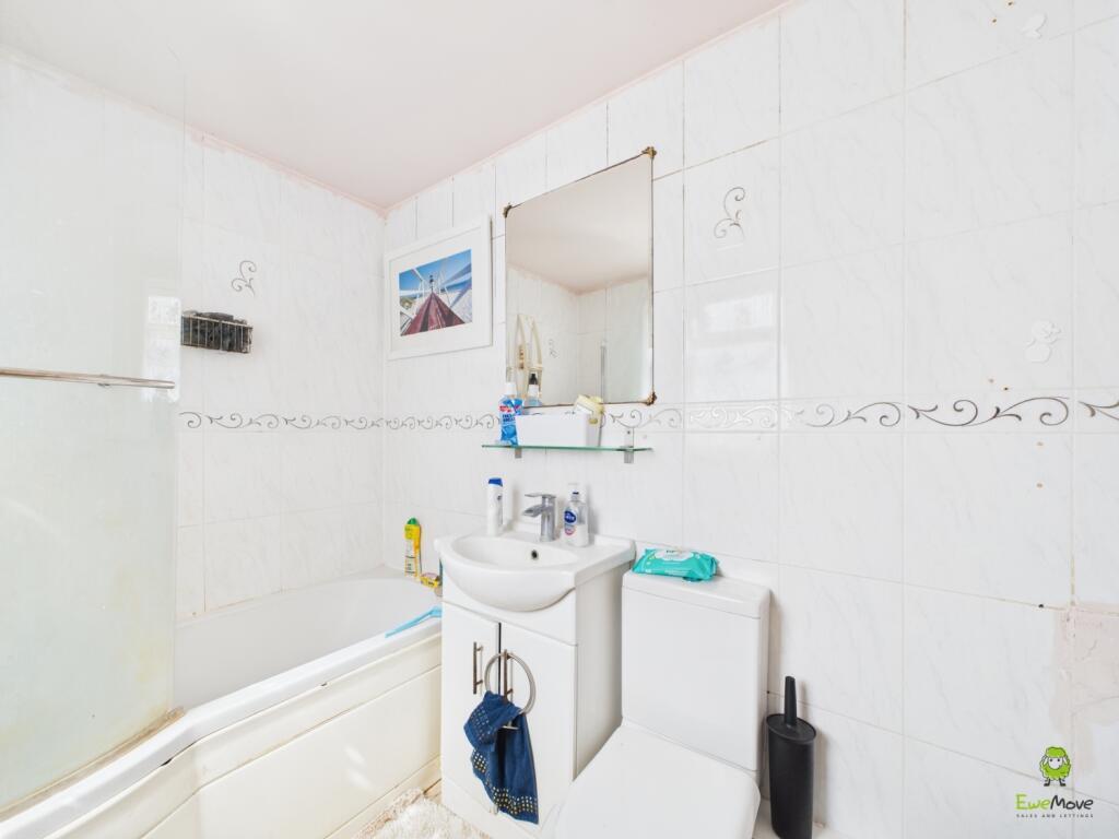 Presented by Kevin at EweMove Bexleyheath and Dart