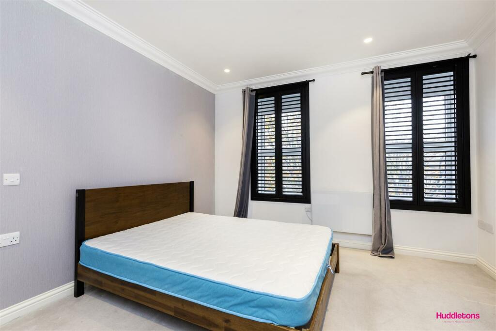 Collingwood House -13