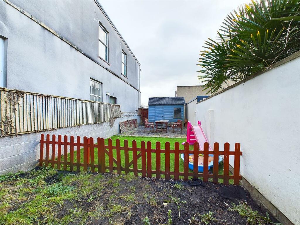 3 - Terraced House for Auction, Kingswood, Bristol