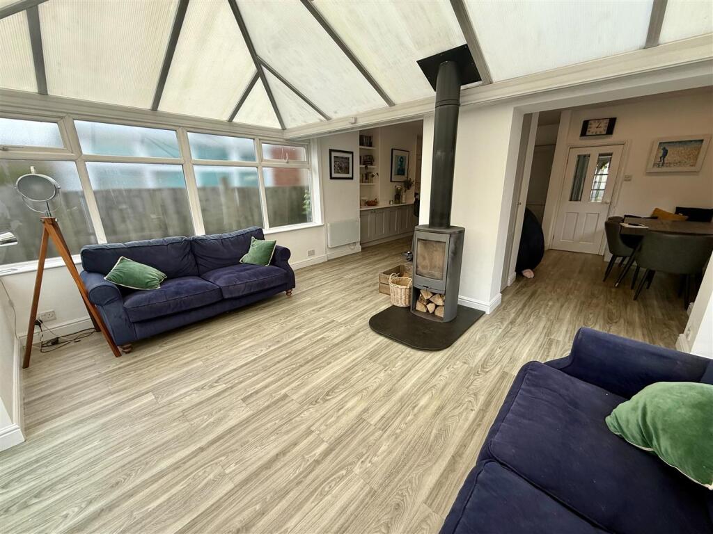 Conservatory/Sitting Room
