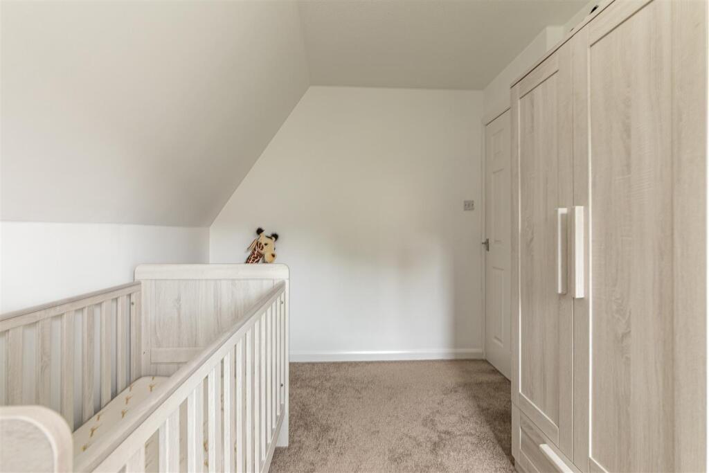 3 Abbotsview Gardens Galashiels 36.jpg