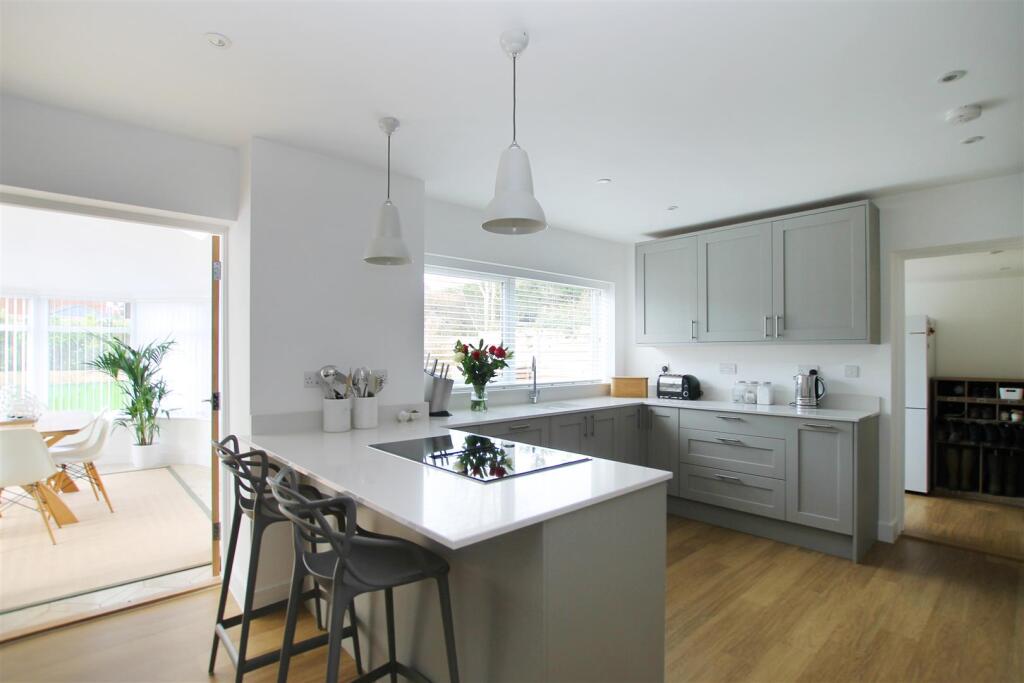 9017322-102702-133842627061138669-35f1e5d3-dd19-94