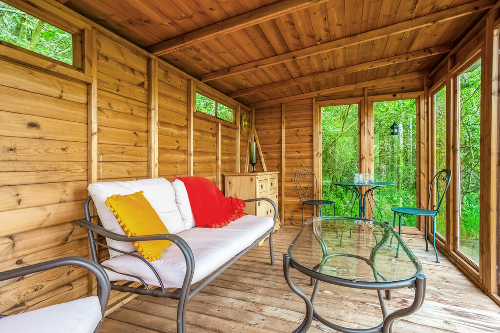 71431_The-Dairies...