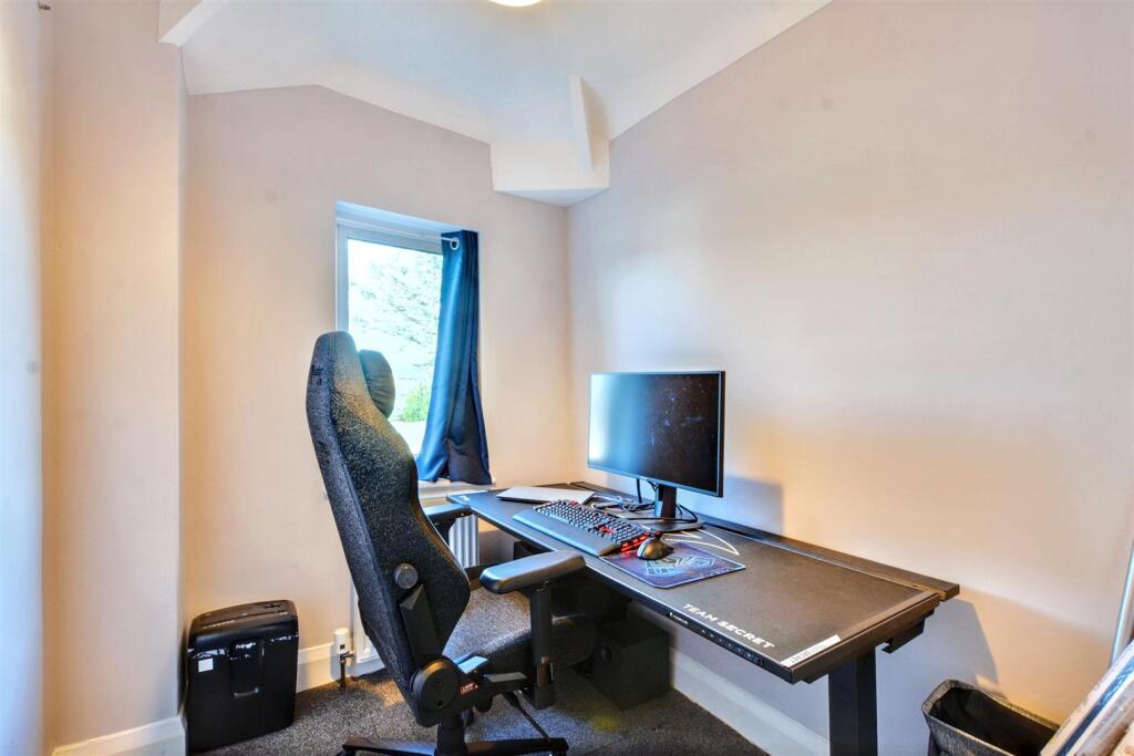 Bedroom 3_1.jpeg
