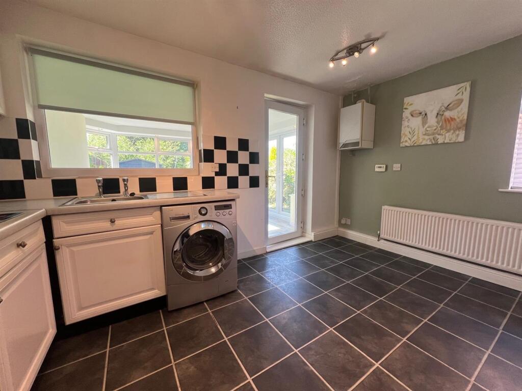 foxwood kitchen2.jpg