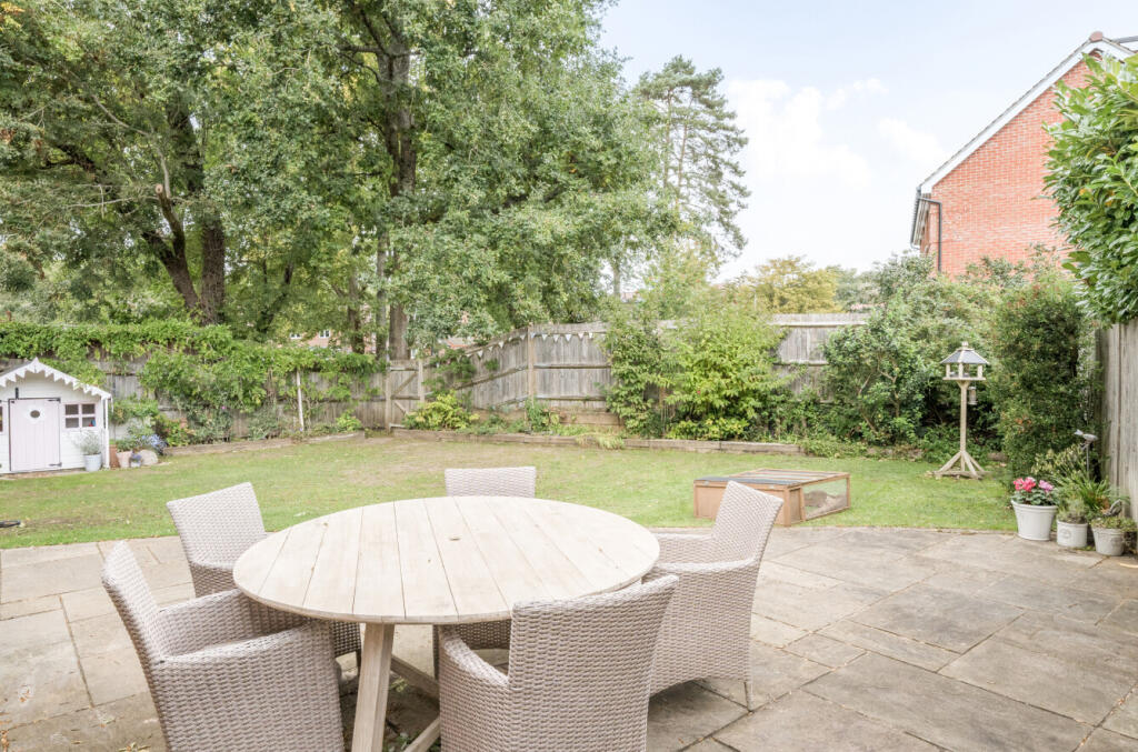 1354096-25-68c96e...