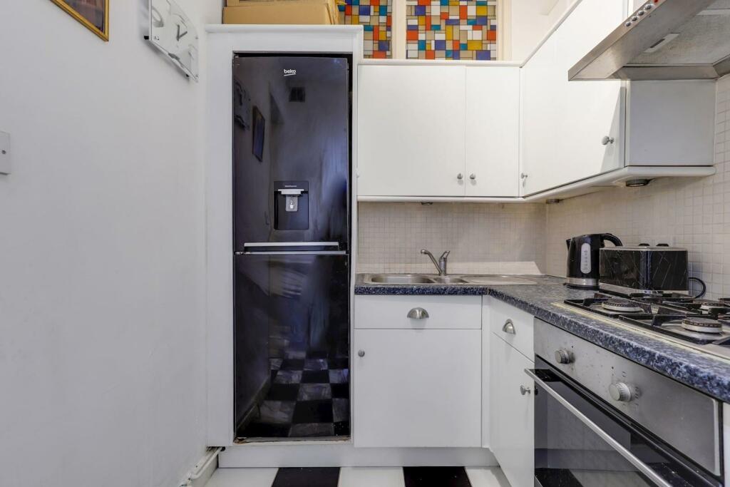 10-4b51JHPropWorld - 49a Westwood Hill - 28-medium