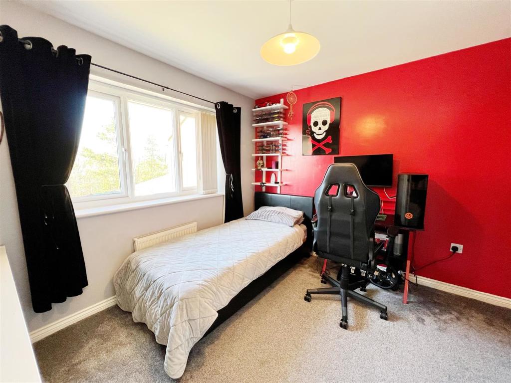 Bedroom 2.jpg