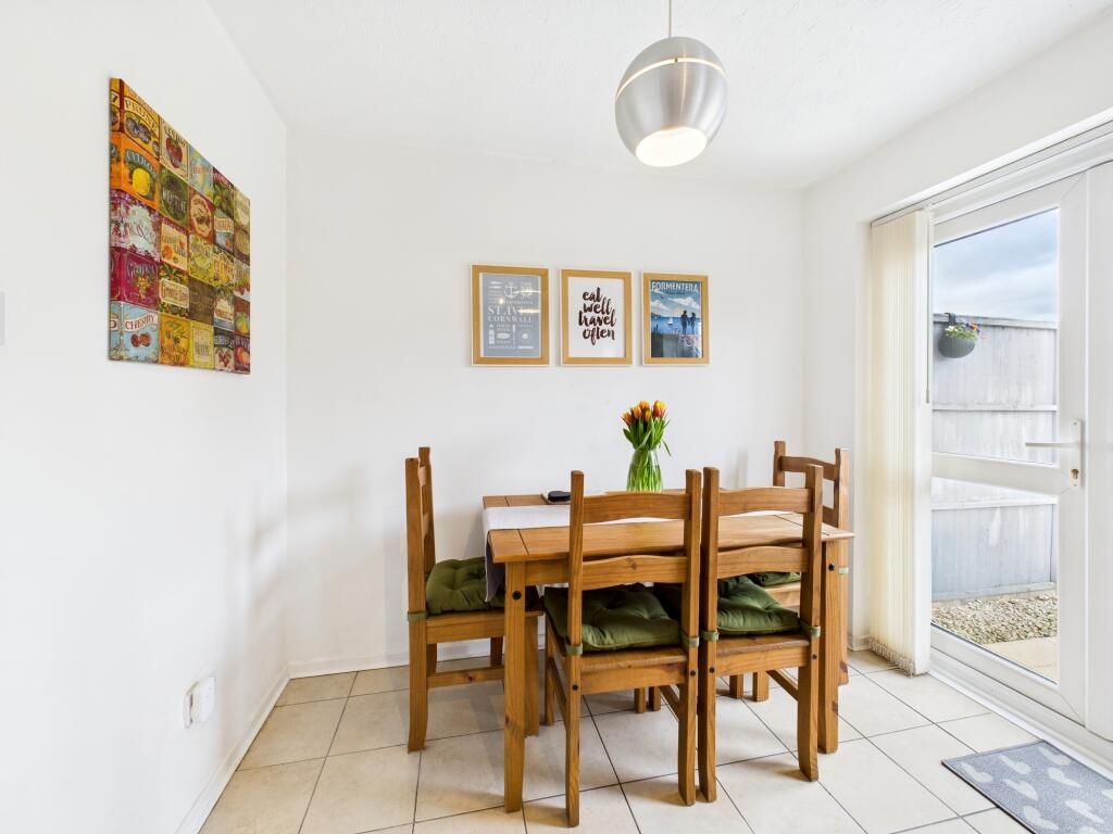 CAM05192G0-PR0050-STILL004