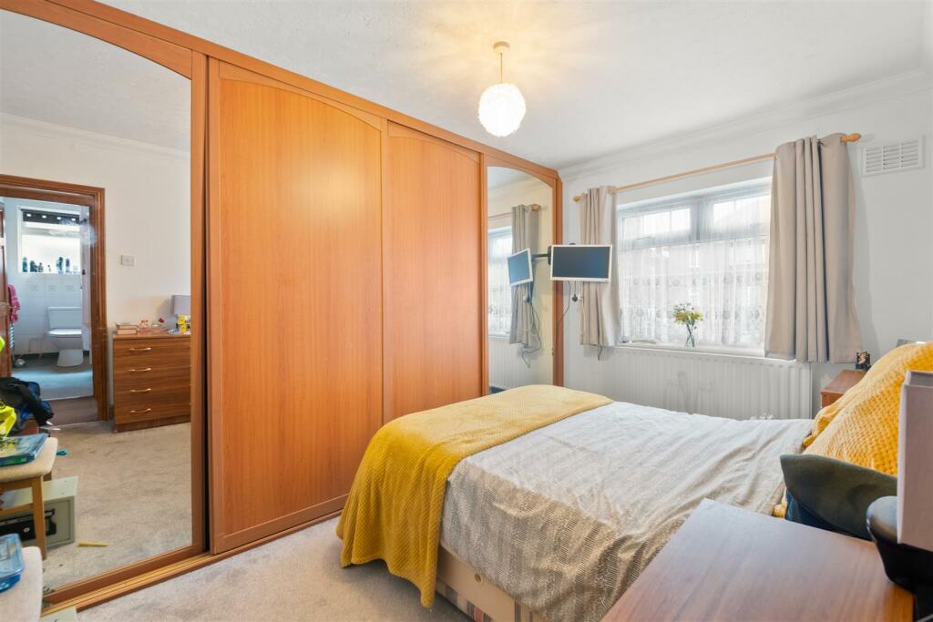 bed 1