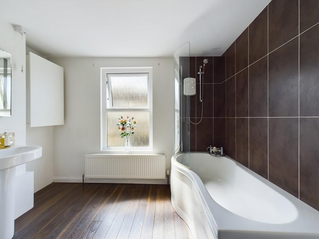 CAM02091G0-PR0043...