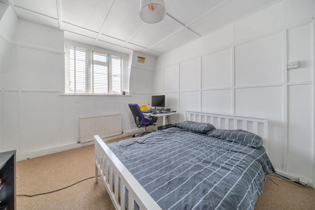 1334634-11-689354...