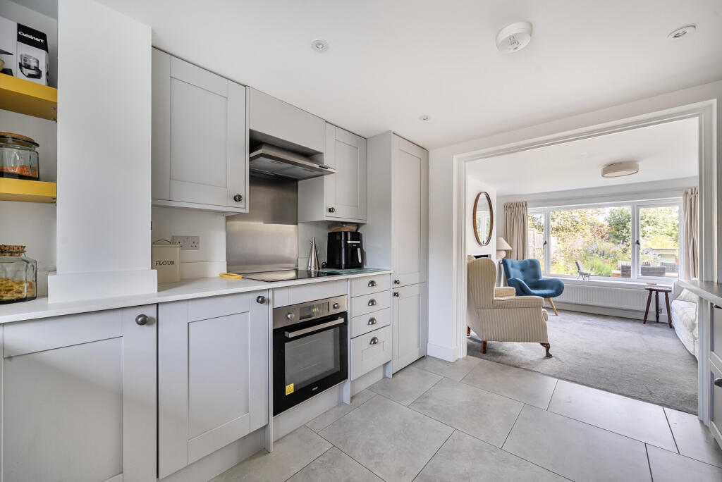 1359618-5-68d40ac...