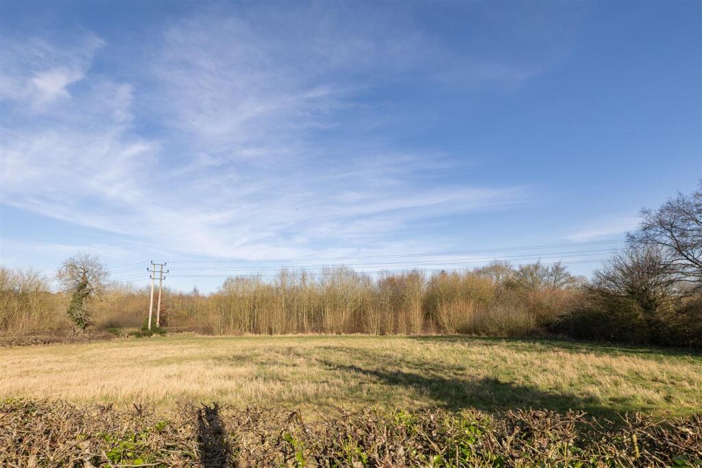 9 Holly Close, Moira