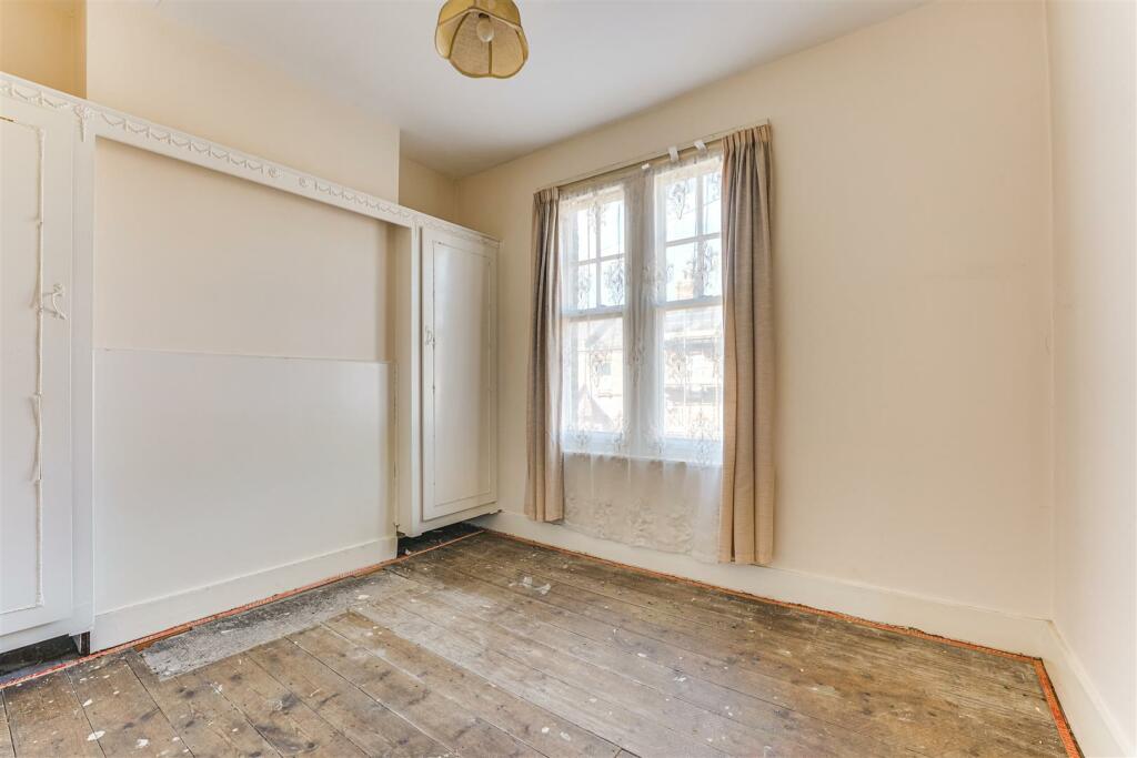 56 Moselles Road-9.jpg