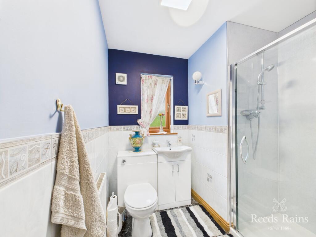 Shower Room.